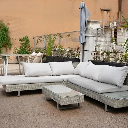 Penthouse Colosseo Iii